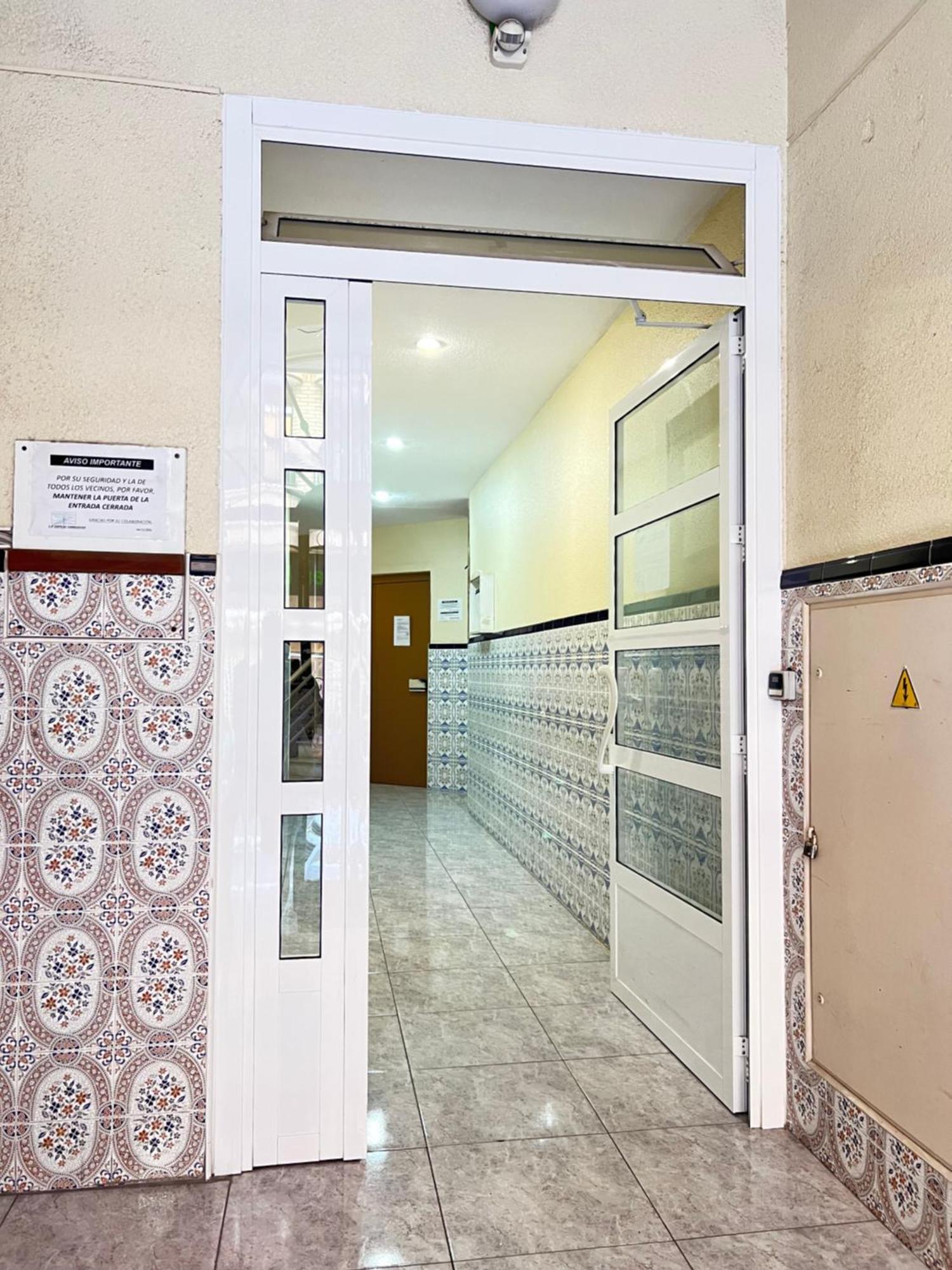 Renovated Cosy Studio 350 M Playa Del Cura, With Official Touristic License Torrevieja Extérieur photo